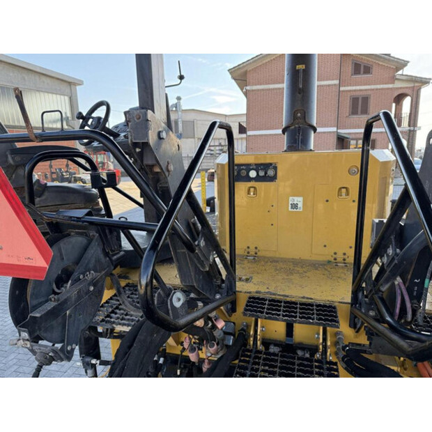 2017 Caterpillar AP655F-44861714