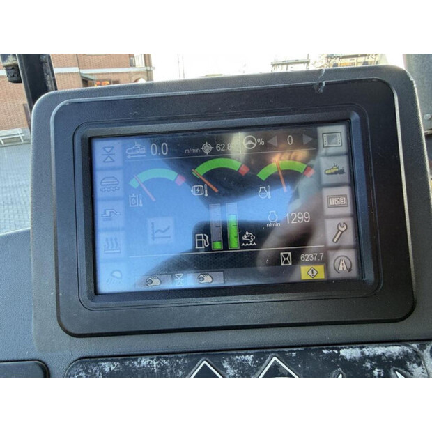 2017 Caterpillar AP655F-44861720