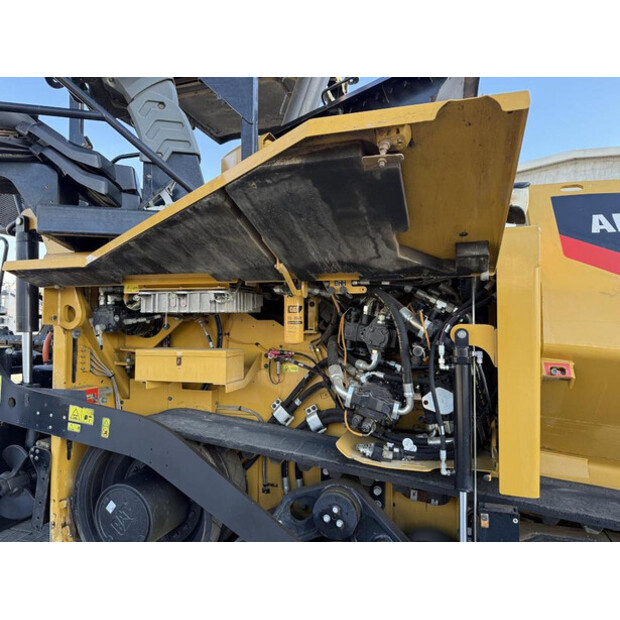 2017 Caterpillar AP655F-44861727