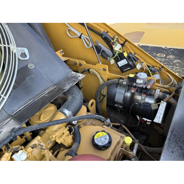 2017 Caterpillar AP655F-44861741