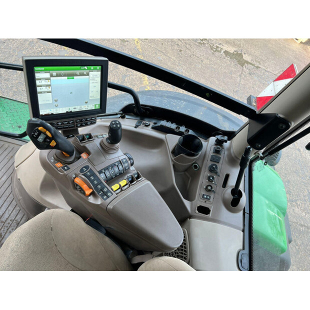 2018 JOHN DEERE 6250R-44861979