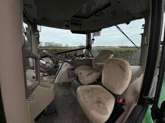 2018-john-deere-6250r-1403779-44861980