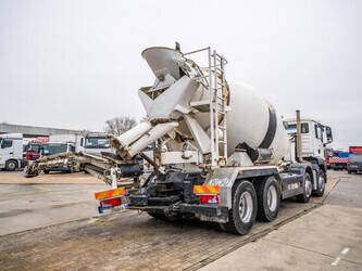 2010-man-tgs-32-360-1403215-44862036