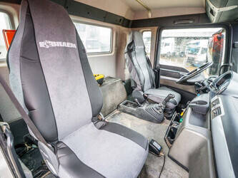 2010-man-tgs-32-360-1403215-44862045