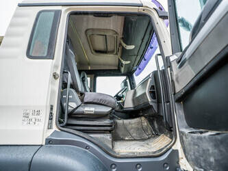 2010-man-tgs-32-360-1403215-44862046