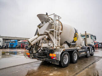 2010-man-tgs-32-360-1403215-44862057