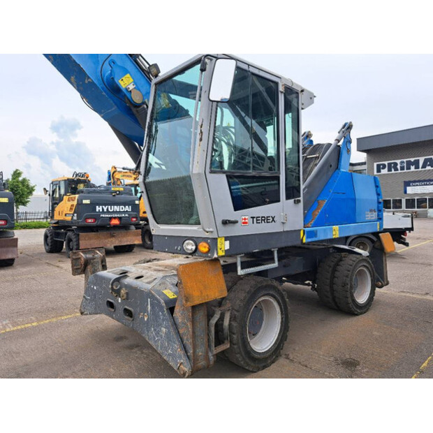 2016 FUCHS MHL331E-44862081