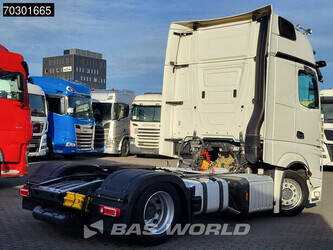 2021-mercedes-benz-actros-1845-1333128-44862261