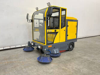 Image for SWEEPERS 2025 RTE ST150 for Sale in France