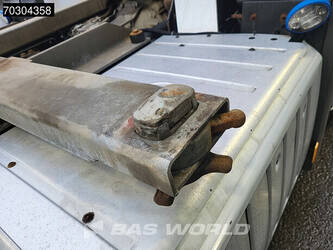 2014-mercedes-benz-antos-2632-1403817-44863727