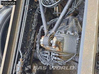 2014-mercedes-benz-antos-2632-1403817-44863728