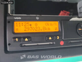 2014-mercedes-benz-antos-2632-1403817-44863743