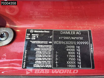 2014-mercedes-benz-antos-2632-1403817-44863745