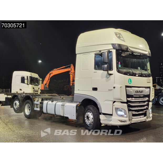 2021 داف XF 480-44863826