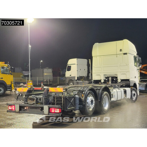 2021 داف XF 480-44863828