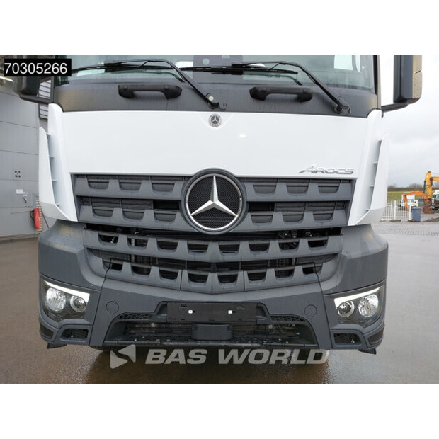 2025 Mercedes-Benz Arocs 4142-44863904