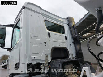 2025-mercedes-benz-arocs-4142-1403822-44863906