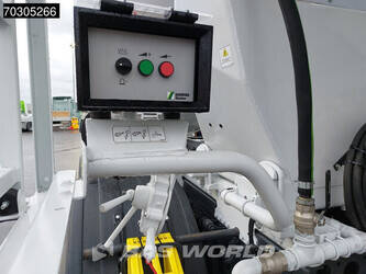 2025-mercedes-benz-arocs-4142-1403822-44863912