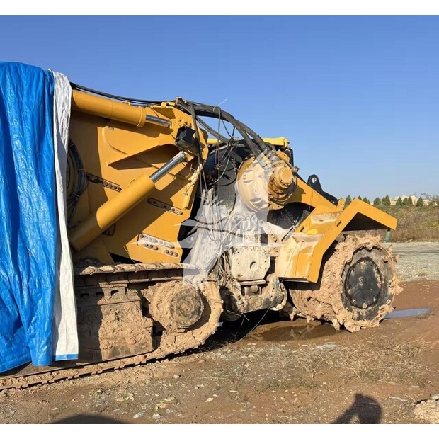 2011 فيرميير T1255 COMMANDER III-44875473