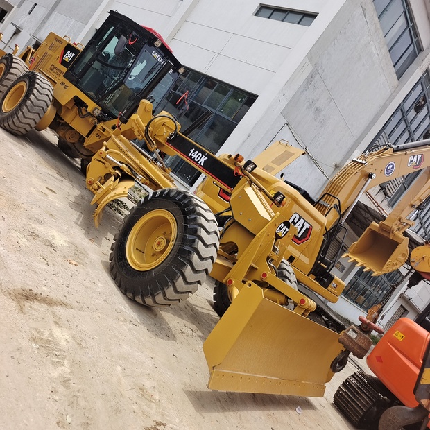 2023 Caterpillar 140K-44877479