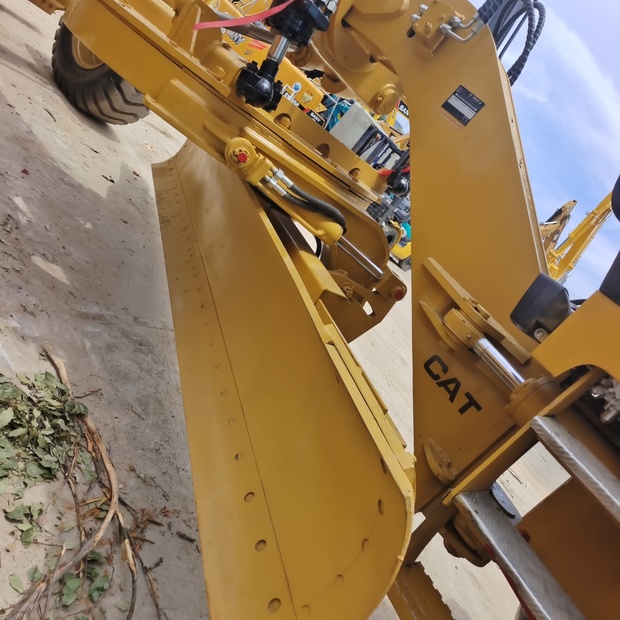 2023 Caterpillar 140K-44877491