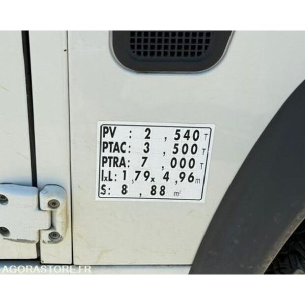 2006 لاند روفر Defender-44877538