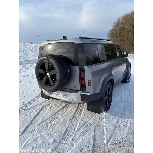 2021 لاند روفر Defender-44877637