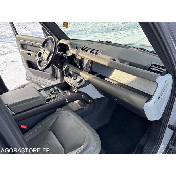 2021 لاند روفر Defender-44877641