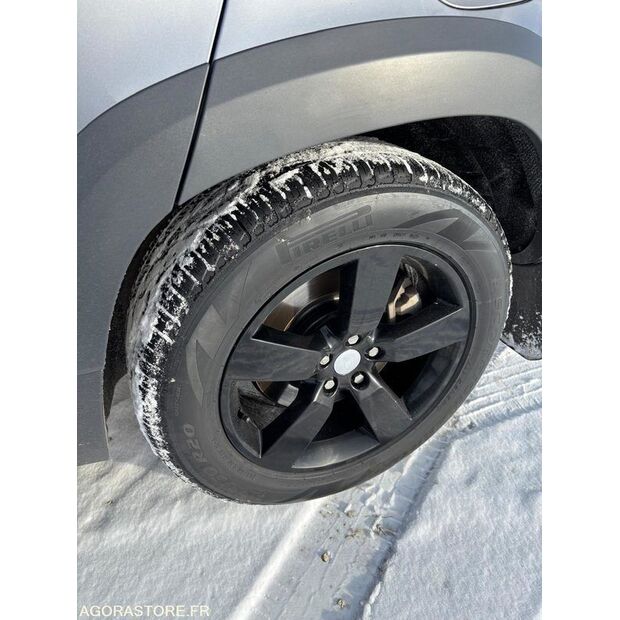 2021 لاند روفر Defender-44877645