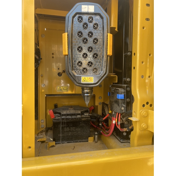 2023 Caterpillar 320GC-44878017