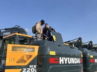 2024-hyundai-220hd-1403914-44878038