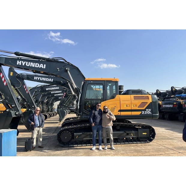 2024 Hyundai 220HD-44878040