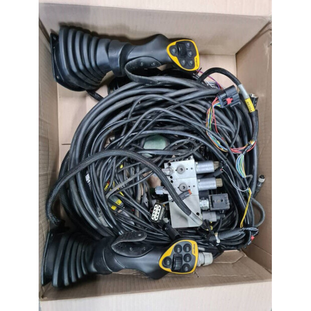 2019 اينكون OQ80-44878153