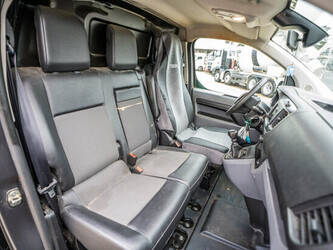 2020-peugeot-expert-2-0-hdi-44878170