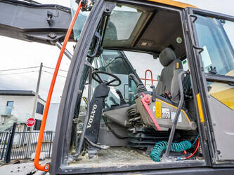 2017-volvo-ew160e-1403917-44878195