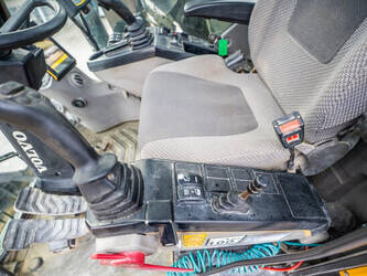 2017-volvo-ew160e-1403917-44878200