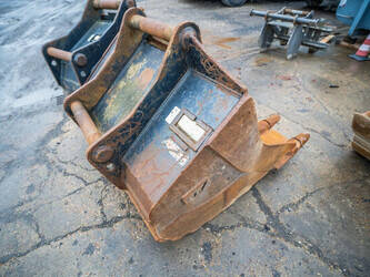 2017-volvo-ew160e-1403917-44878203