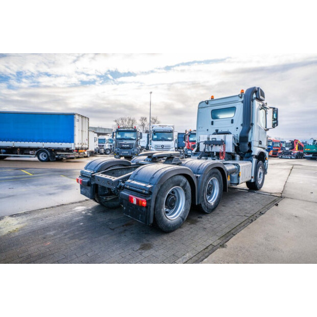 2018 مرسيدس بنز Arocs 2643-44878259