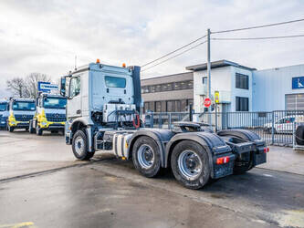 2018-mercedes-benz-arocs-2643-1403921-44878261