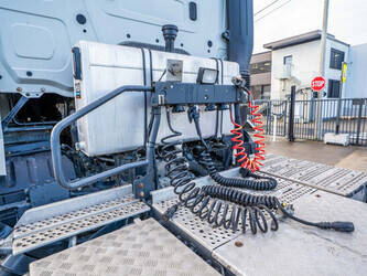 2018-mercedes-benz-arocs-2643-1403921-44878267