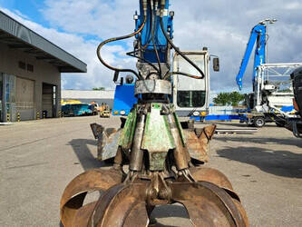 2011-fuchs-mhl350e-1403928-44878394