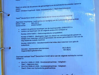 2011-fuchs-mhl350e-1403928-44878399