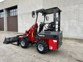 2025-wolf-mini-750-1403929-44878406