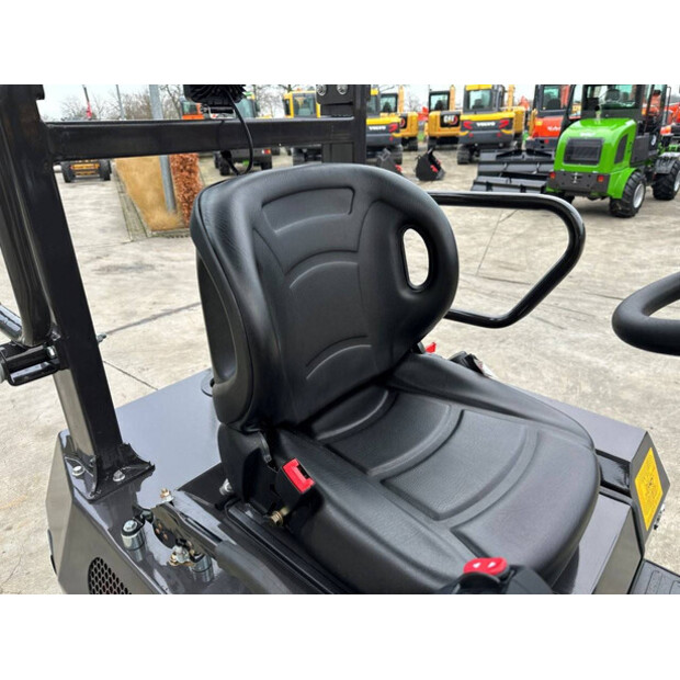 2025 Wolf Mini 750-44878433