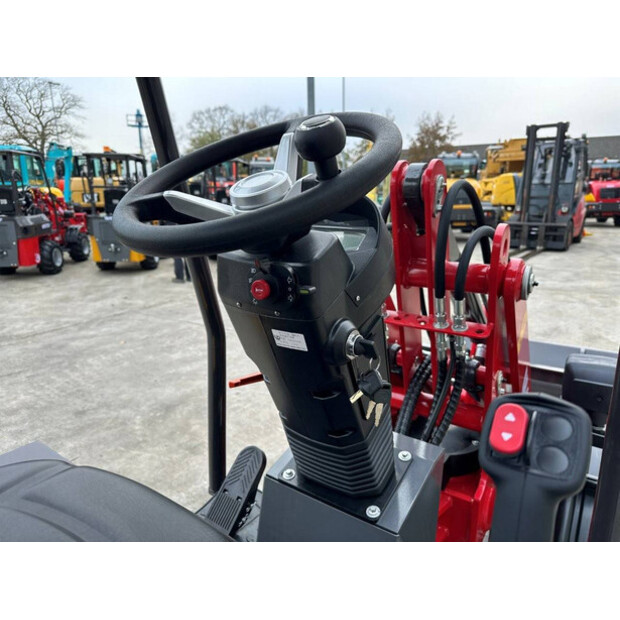 2025 Wolf Mini 750-44878437