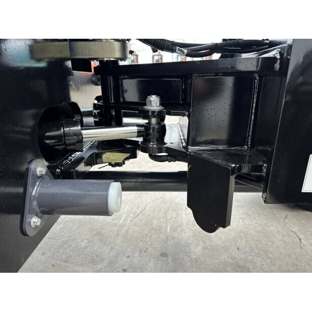 2025 Wolf WL825-44878516