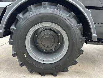 2025-wolf-wl825-1403931-44878525