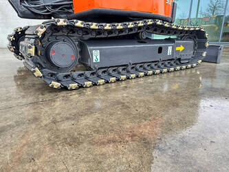 2011-hitachi-zx50u-2-44878642