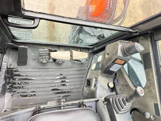 2011-hitachi-zx50u-2-44878657