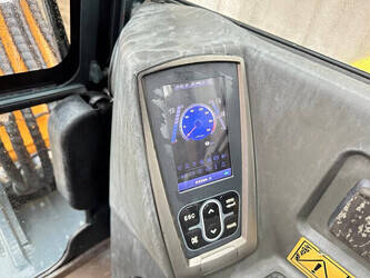 2019-hyundai-r60vs-1403935-44878700